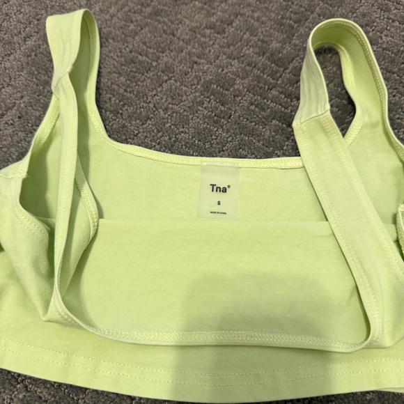 Aritzia TNA Laguna Tank - Picture 5 of 16